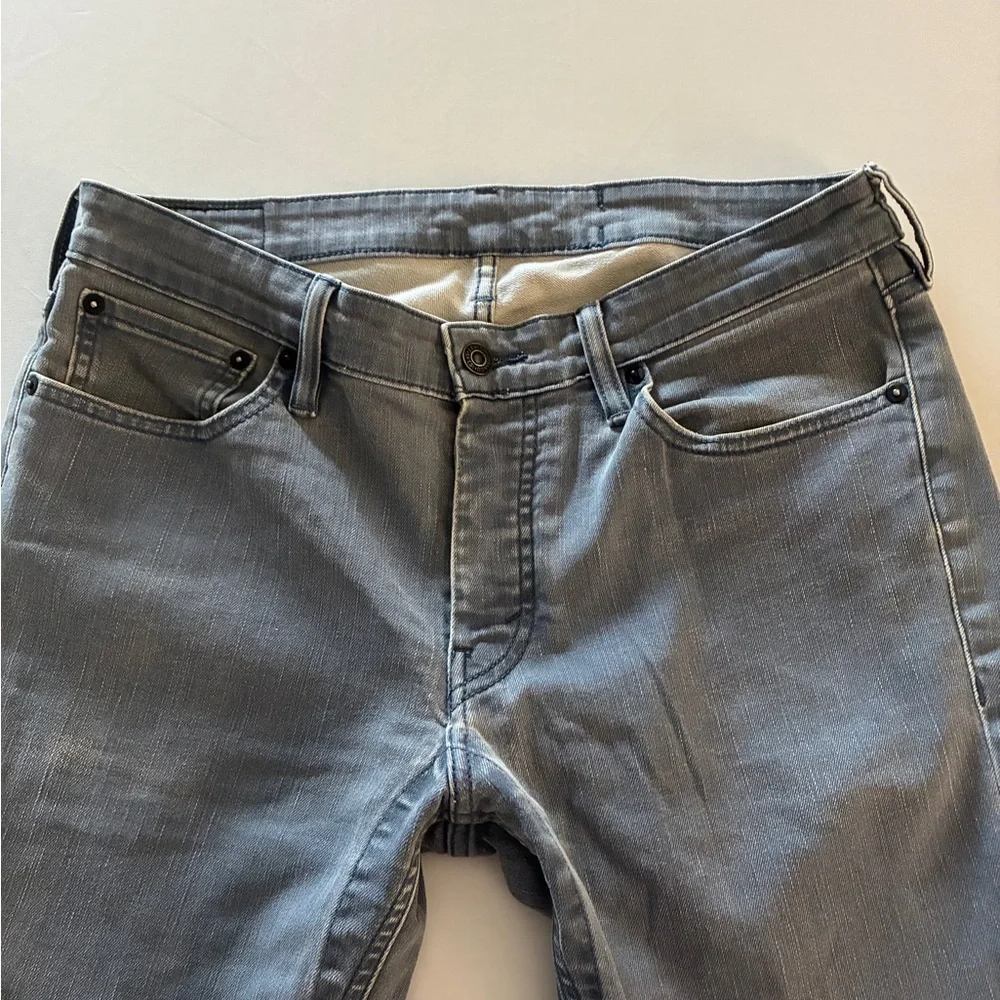 Levi's Men's Straight Gray Jeans 33x32